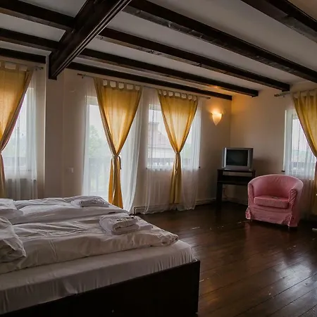 Pensión Casa Tolstoi 3*